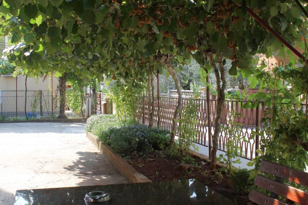 Apartments With A Parking Space Umag - 7110 Экстерьер фото
